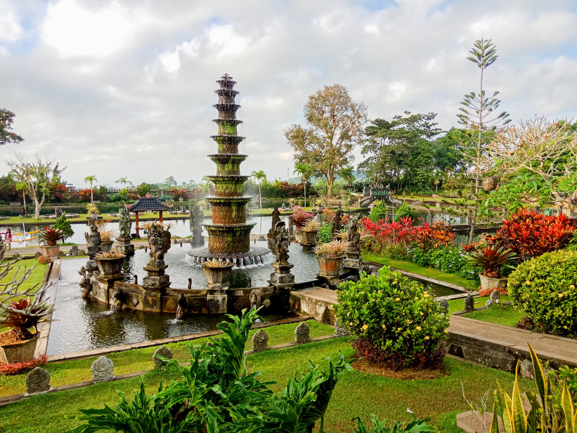 taman-tirtagangga-bali